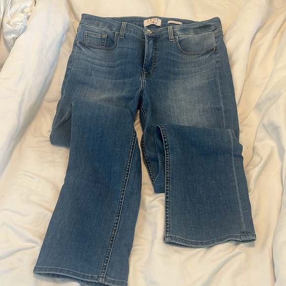 Jen 7 for all mankind Jeans - Picture 4 of 6